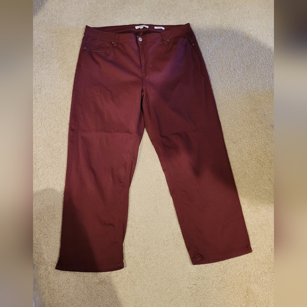 Revelry Women's Burgundy Straight Leg Jeans - Picture 1 of 6